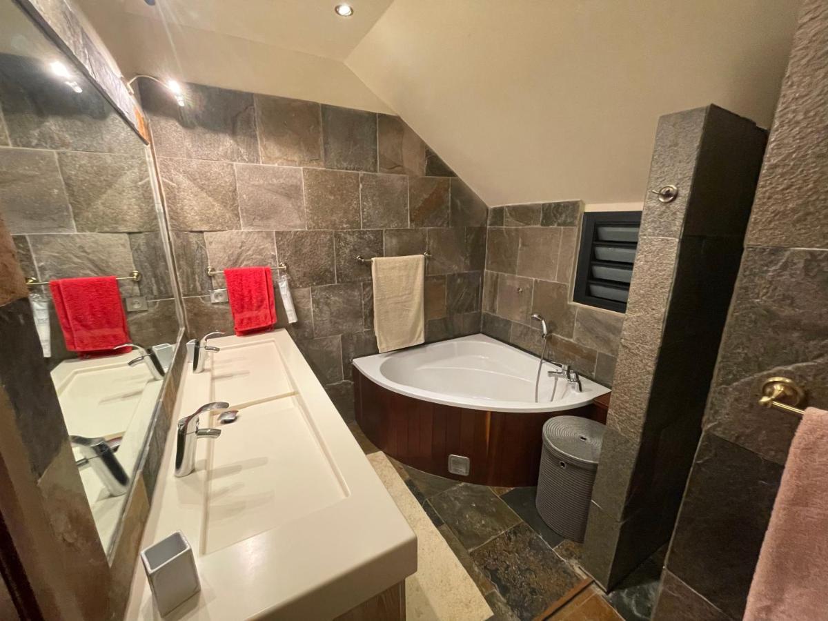 Chambre "Bleu Ocean" Villa Hermes Сен-Пиер Екстериор снимка